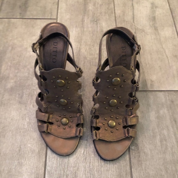 Gold/ Bronze Gladiator High Heels Sandals Size 9